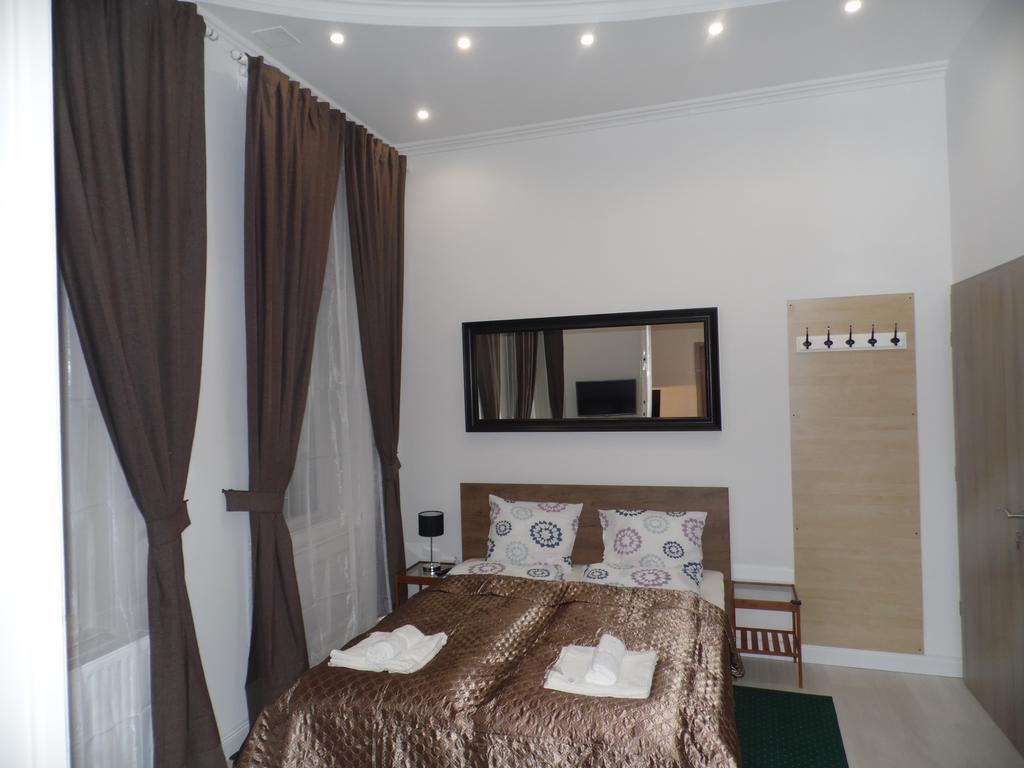 Vaci Street Downtown Apartments Budapest Rum bild